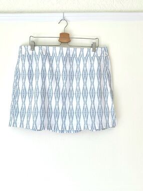 Rip Skirt Hawaii white with blue Zulu Diamonds print wrap skirt